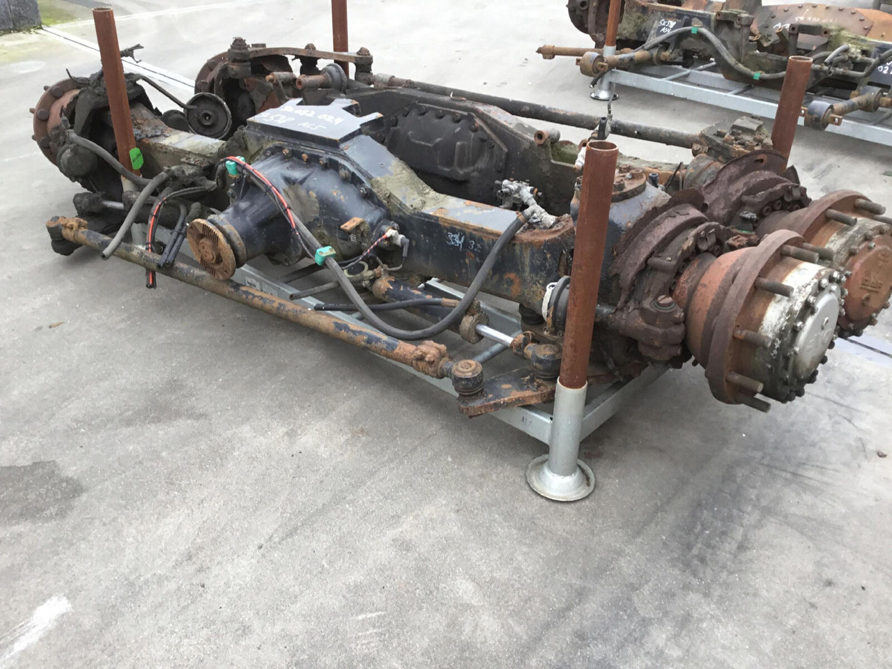 DAF SK 598 axle 5 - Bosht dhe pjesë këmbimi për Autovinç: foto 1 DAF SK 598 axle 5 - Bosht dhe pjesë këmbimi për Autovinç: foto 1