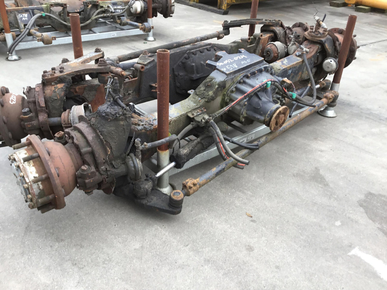 DAF SK 598 axle 5 - Bosht dhe pjesë këmbimi për Autovinç: foto 2 DAF SK 598 axle 5 - Bosht dhe pjesë këmbimi për Autovinç: foto 2