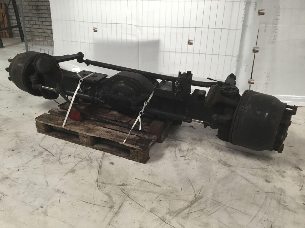 Bosht dhe pjesë këmbimi për Autovinç Kessler axle: foto 6