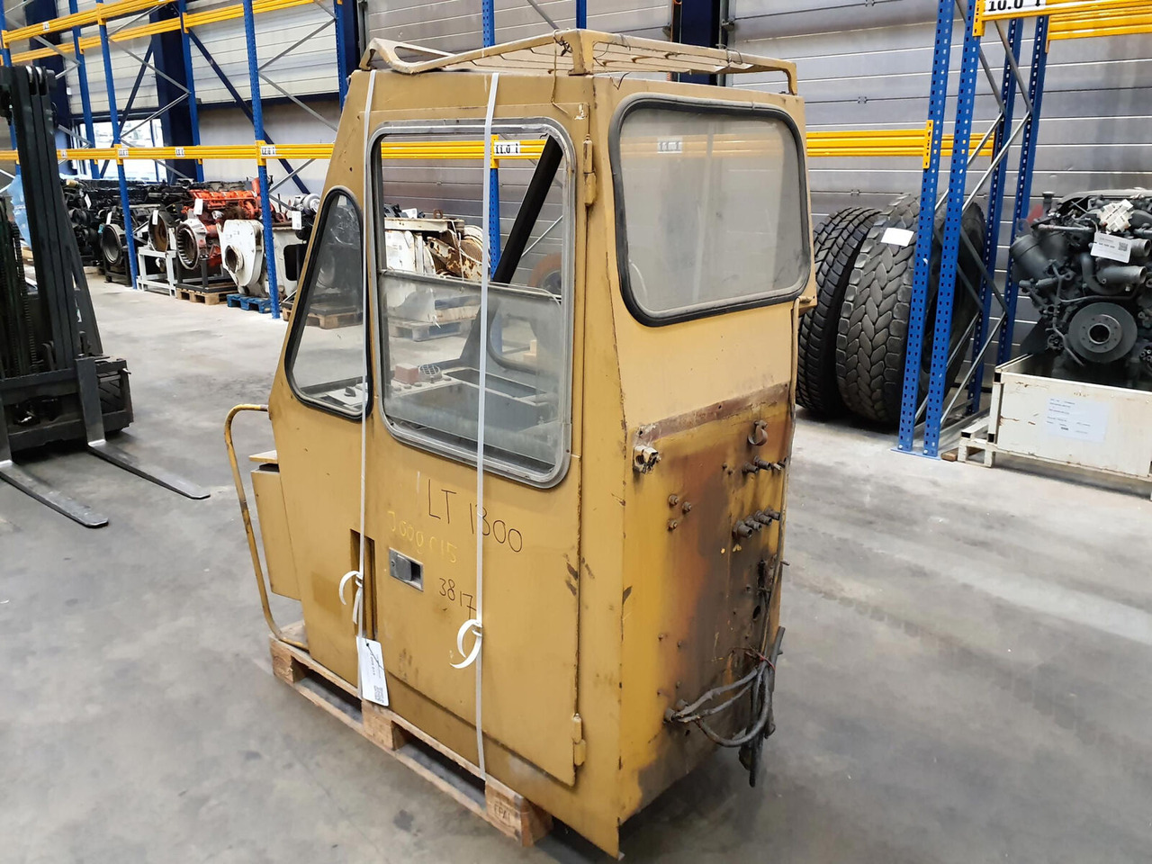 Liebherr LT 1120 upper cabin - Kabinë për Autovinç: foto 4 Liebherr LT 1120 upper cabin - Kabinë për Autovinç: foto 4