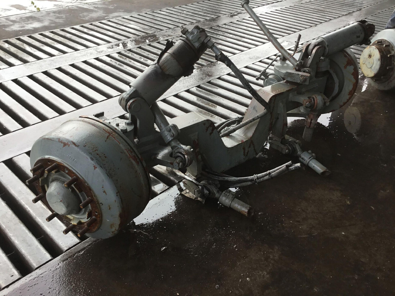 Liebherr LTM 1050-1 axle 2 - Bosht dhe pjesë këmbimi për Autovinç: foto 4 Liebherr LTM 1050-1 axle 2 - Bosht dhe pjesë këmbimi për Autovinç: foto 4