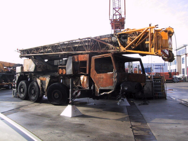 Liebherr LTM 1080/1 for parts - Vinç për të gjitha terrenet: foto 1 Liebherr LTM 1080/1 for parts - Vinç për të gjitha terrenet: foto 1