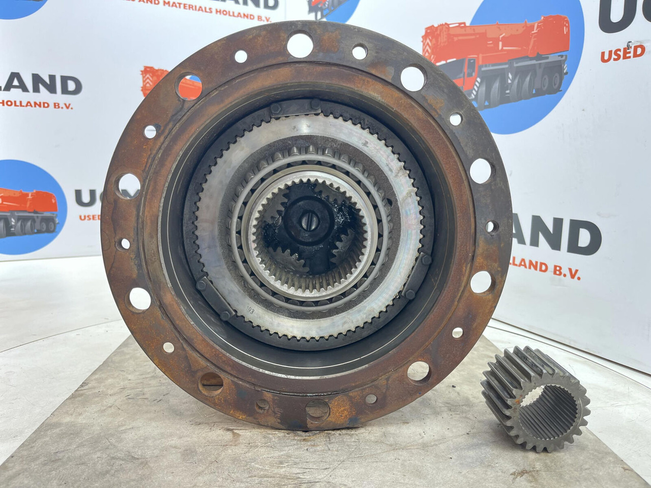 Liebherr LTM 1160 planetary gear 22-25-74-40-4pl-H185-46 - Transmisioni përfundimtar për Autovinç: foto 5 Liebherr LTM 1160 planetary gear 22-25-74-40-4pl-H185-46 - Transmisioni përfundimtar për Autovinç: foto 5