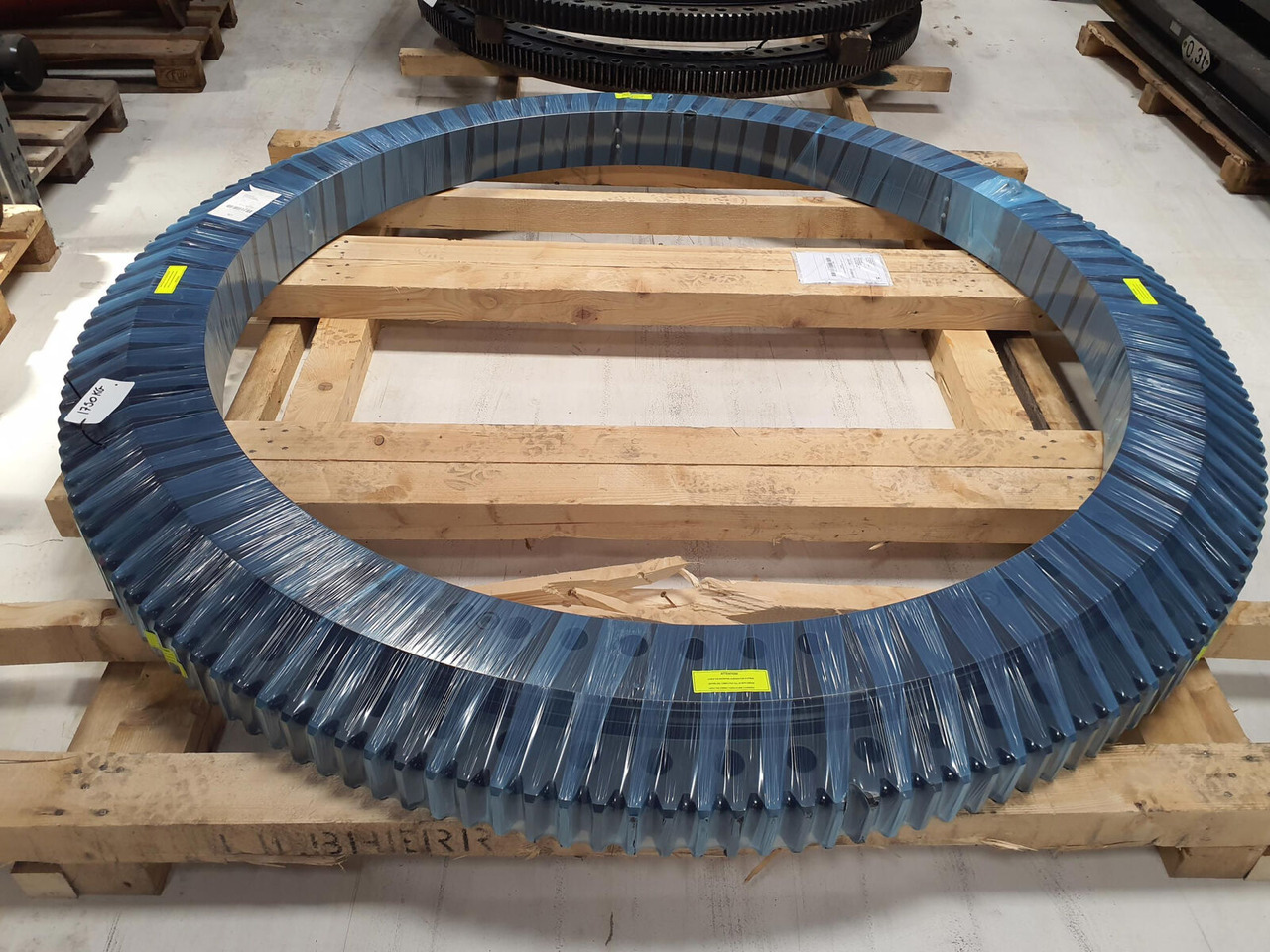 Liebherr LTM 1300 Roller slewing ring - Unazë rrotulluese për Autovinç: foto 1 Liebherr LTM 1300 Roller slewing ring - Unazë rrotulluese për Autovinç: foto 1