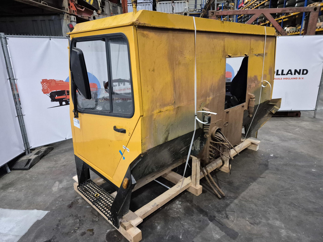 Liebherr LTM drivers cabin - Kabinë për Autovinç: foto 4 Liebherr LTM drivers cabin - Kabinë për Autovinç: foto 4