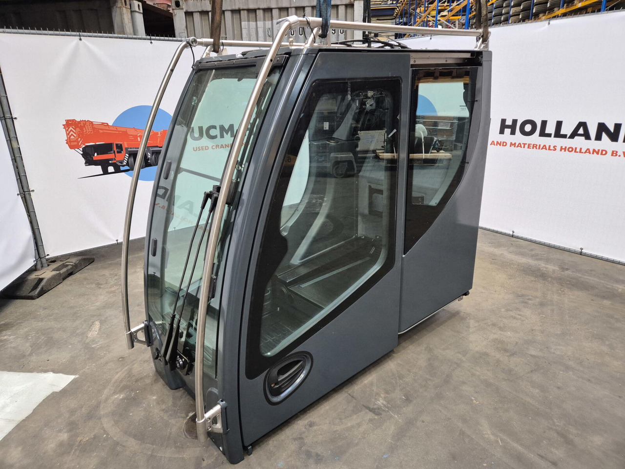 Liebherr LTM upper cab - Kabinë për Autovinç: foto 1 Liebherr LTM upper cab - Kabinë për Autovinç: foto 1