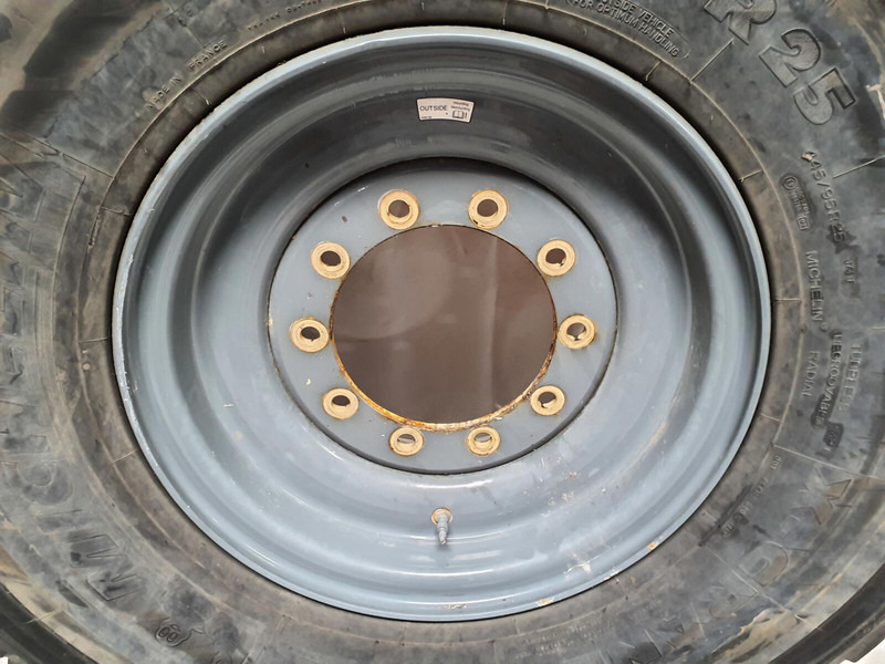 Michelin Wheel 445/95R25 10 12 1p - Goma dhe bandazhe për Vinç: foto 3 Michelin Wheel 445/95R25 10 12 1p - Goma dhe bandazhe për Vinç: foto 3