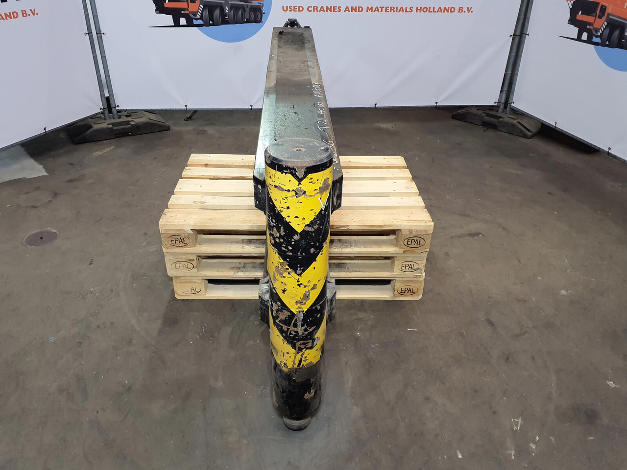 Terex AC 100 outrigger beam complete front - Pezullimi për Vinç: foto 5 Terex AC 100 outrigger beam complete front - Pezullimi për Vinç: foto 5