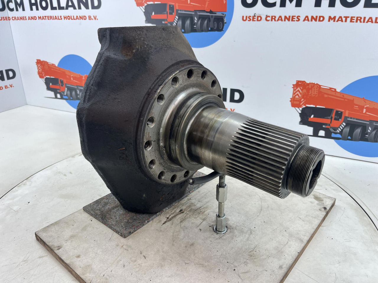 Terex AC 155 steering knuckle 16 holes axle 3 - Krah moco për Autovinç: foto 3 Terex AC 155 steering knuckle 16 holes axle 3 - Krah moco për Autovinç: foto 3