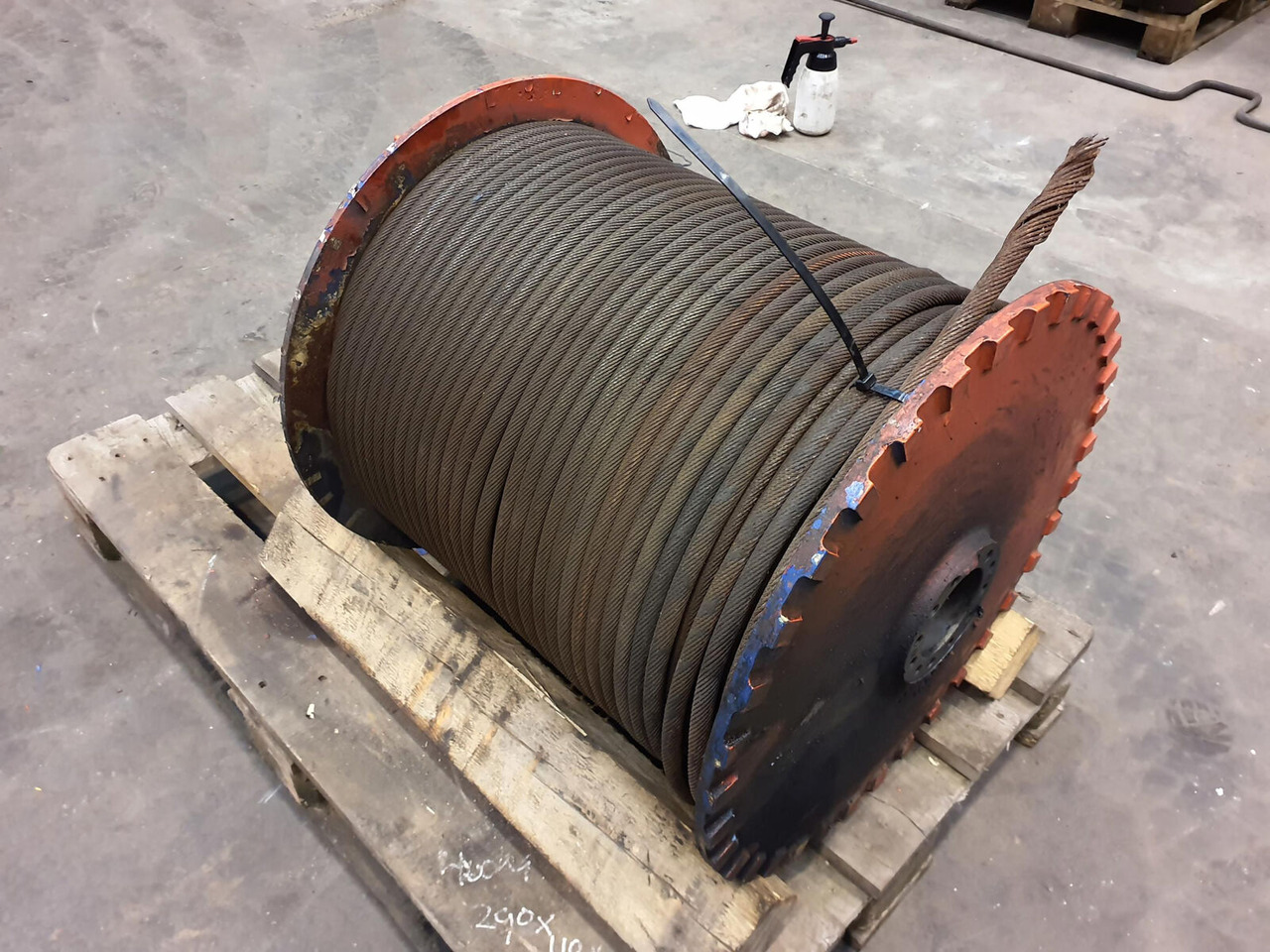 Terex AC 50 winch complete - Çikrik për Vinç: foto 3 Terex AC 50 winch complete - Çikrik për Vinç: foto 3