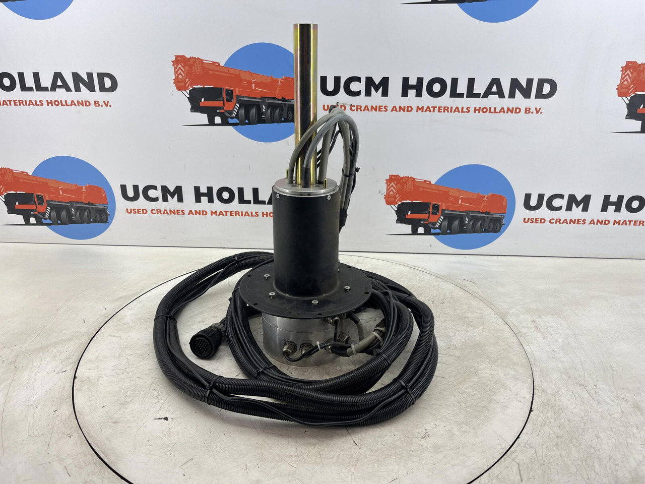 Terex AC slip ring assy - Sistemi elektrik për Vinç: foto 4 Terex AC slip ring assy - Sistemi elektrik për Vinç: foto 4