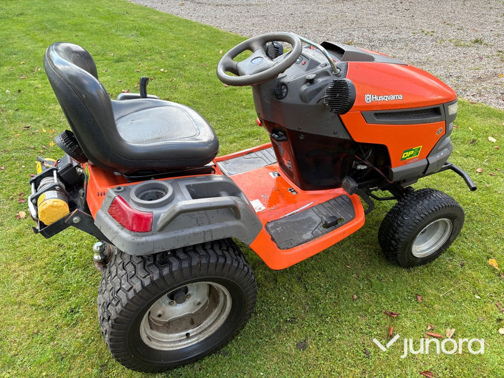 Åkgräsklippare Husqvarna GTH 260 XPT - Korrëse bari i kopshtit: foto 5 Åkgräsklippare Husqvarna GTH 260 XPT - Korrëse bari i kopshtit: foto 5