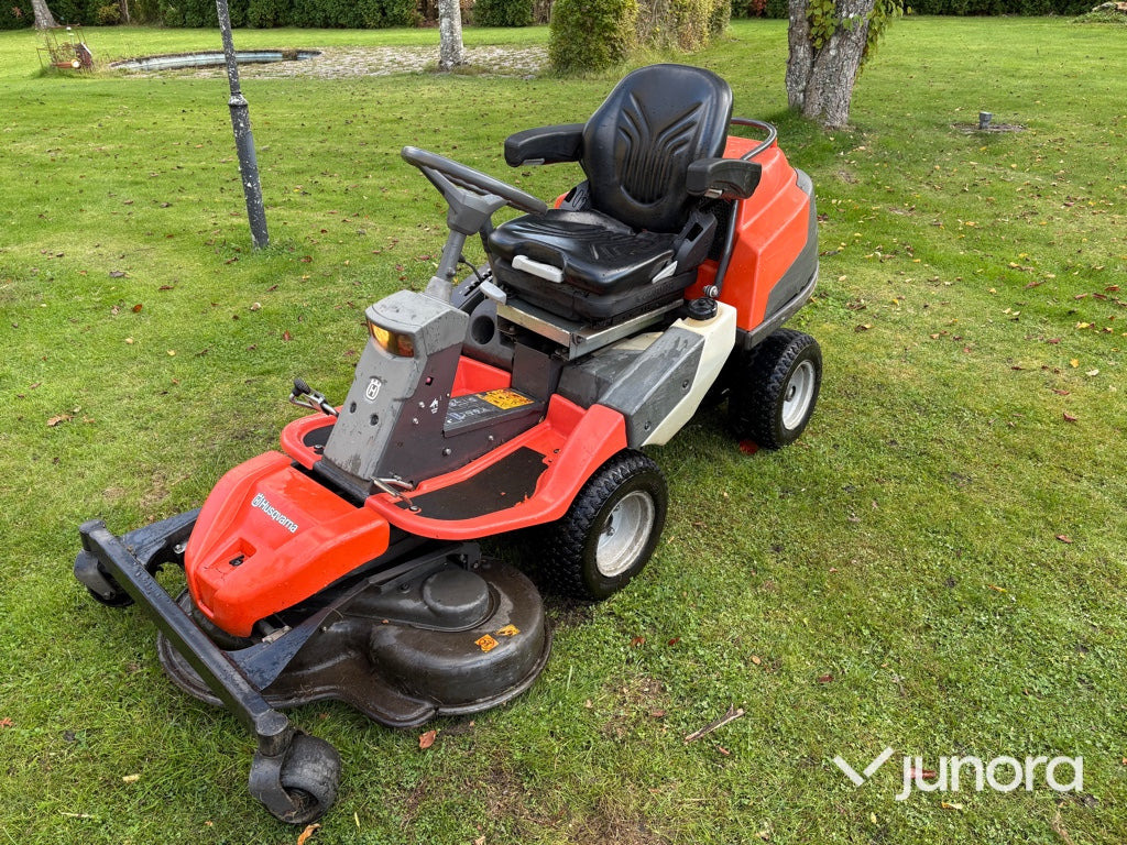 Åkgräsklippare Husqvarna PR 17 - Korrëse bari i kopshtit: foto 1 Åkgräsklippare Husqvarna PR 17 - Korrëse bari i kopshtit: foto 1