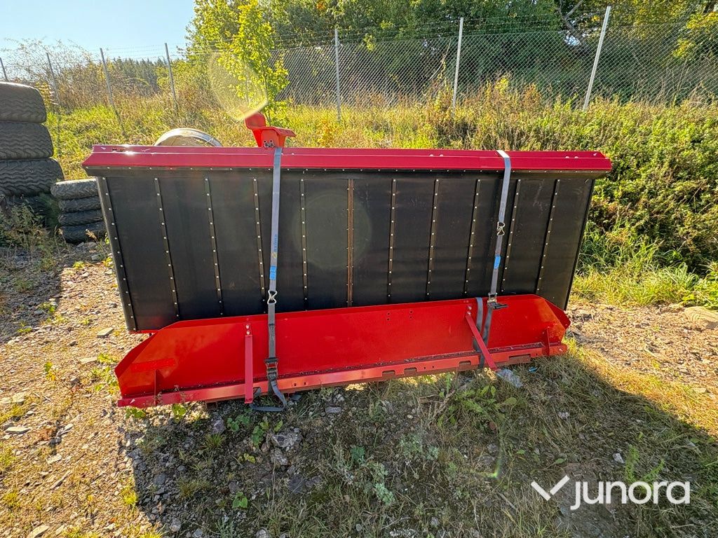 BX matta för Vicon/ Kverneland - Pajisje kopshti: foto 3 BX matta för Vicon/ Kverneland - Pajisje kopshti: foto 3