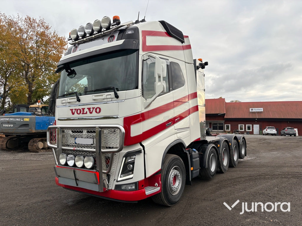 Dragbil / Lastbil - VOLVO, FH 6X4 - Gjysmë-kamion: foto 1 Dragbil / Lastbil - VOLVO, FH 6X4 - Gjysmë-kamion: foto 1