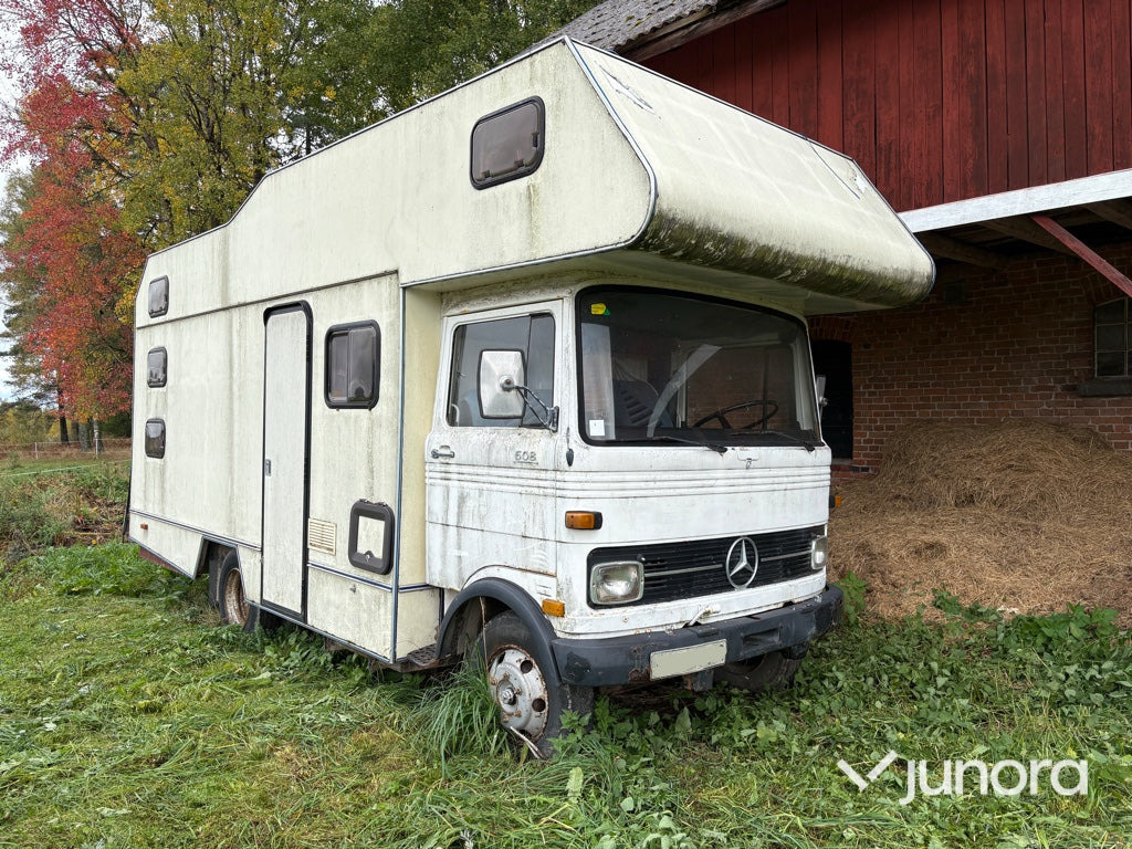 Husbil - Mercedes Benz, LP 608/32 - Furgon kampingu: foto 1 Husbil - Mercedes Benz, LP 608/32 - Furgon kampingu: foto 1