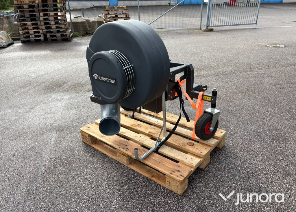 Husqvarna Blåsare - Pajisje kopshti: foto 4 Husqvarna Blåsare - Pajisje kopshti: foto 4