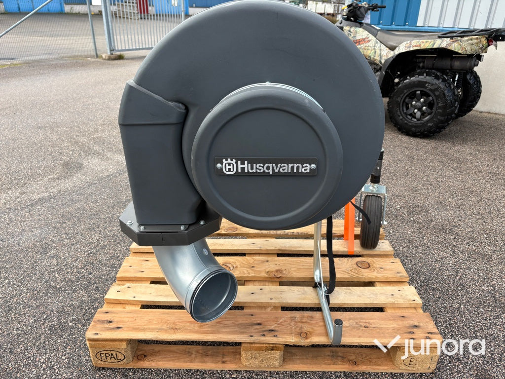 Husqvarna Blåsare - Pajisje kopshti: foto 3 Husqvarna Blåsare - Pajisje kopshti: foto 3