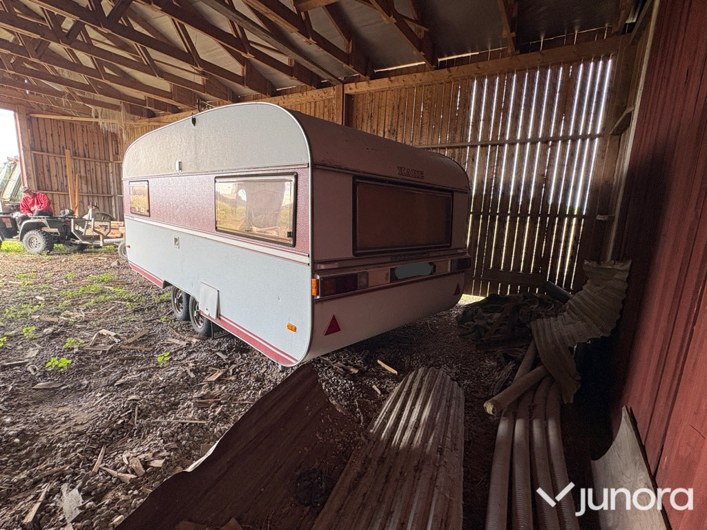 Husvagn - Kabe, Smaragd Grand Deluxe - Rulot: foto 4 Husvagn - Kabe, Smaragd Grand Deluxe - Rulot: foto 4