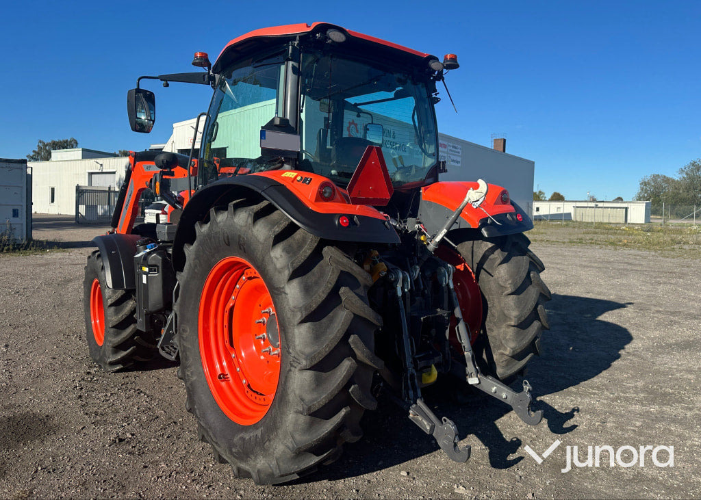 Kubota M6- 142 med lastare - Traktor: foto 5 Kubota M6- 142 med lastare - Traktor: foto 5