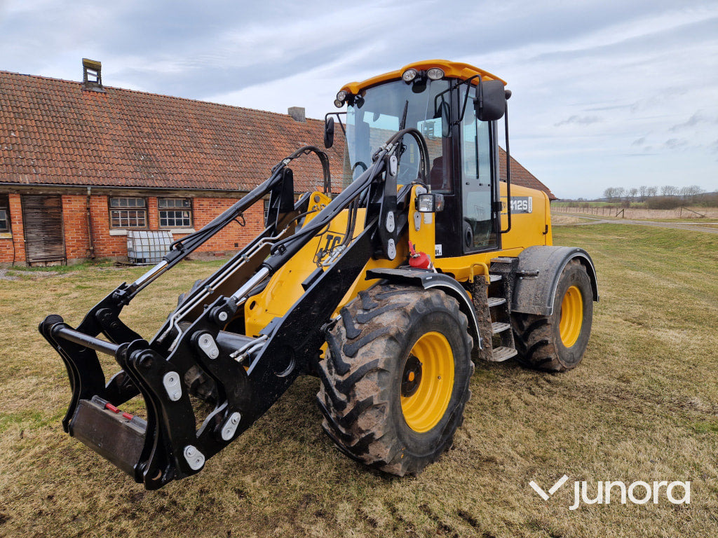 Lastmaskin JCB 412S - Fadrom me goma: foto 1 Lastmaskin JCB 412S - Fadrom me goma: foto 1