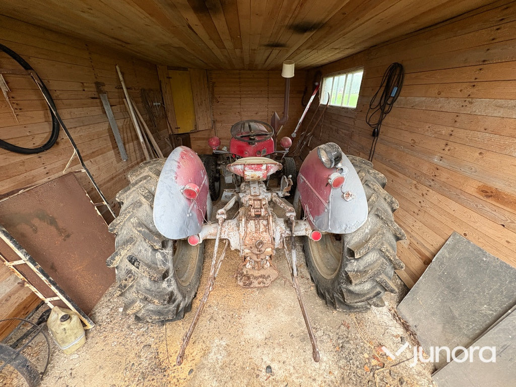 Massey Ferguson FE-35 - Traktor: foto 5 Massey Ferguson FE-35 - Traktor: foto 5
