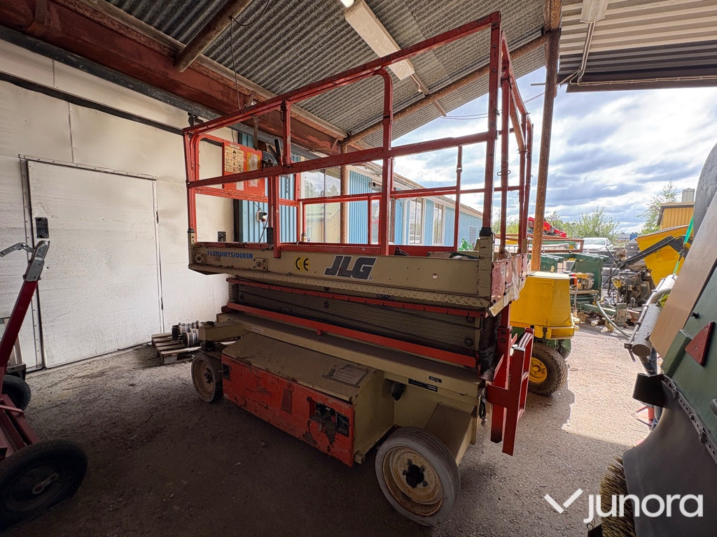 Saxlift JLG Industries 2658E - Ngritës gërshërë: foto 1 Saxlift JLG Industries 2658E - Ngritës gërshërë: foto 1