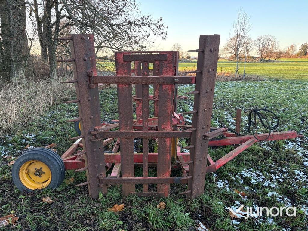 Sladd - Väderstad 74 - Lesë: foto 4 Sladd - Väderstad 74 - Lesë: foto 4