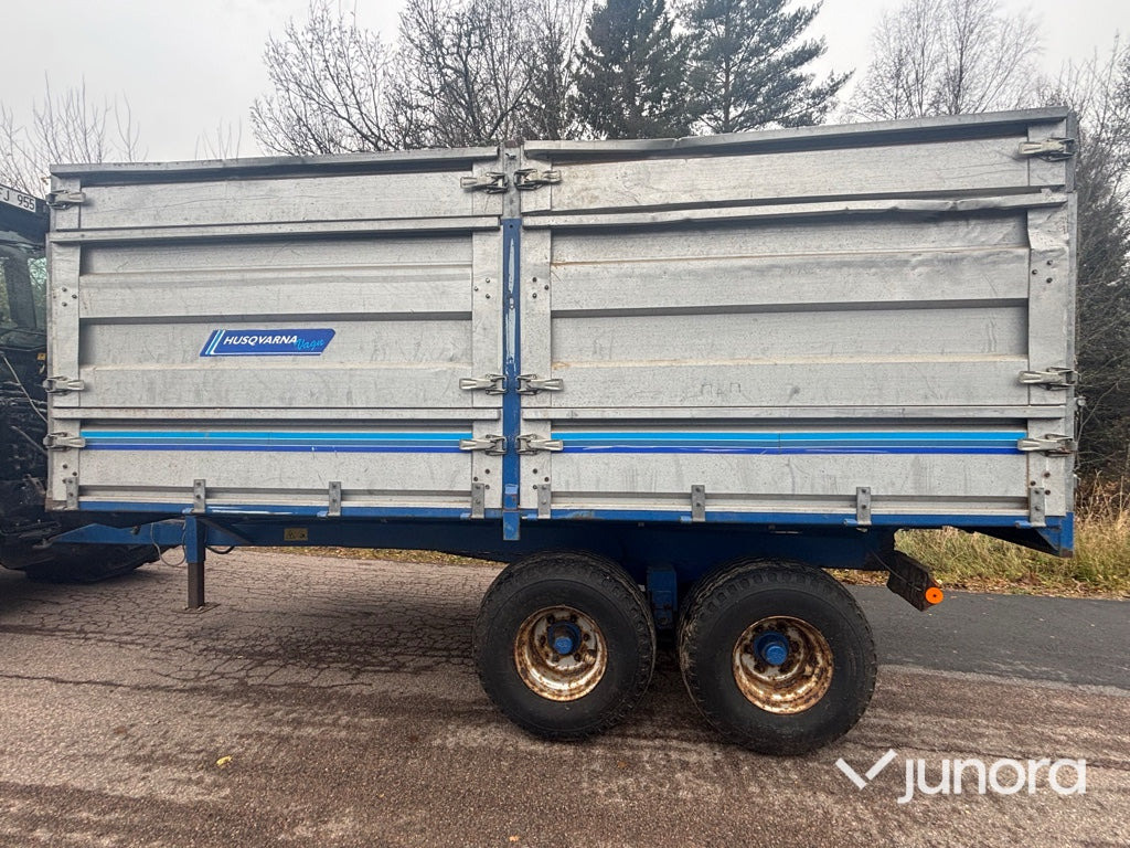 Spannmålsvagn - Husqvarna Vagn - Rimorkio bujqësore vetëshkarkuese/ Shkarkues: foto 3 Spannmålsvagn - Husqvarna Vagn - Rimorkio bujqësore vetëshkarkuese/ Shkarkues: foto 3