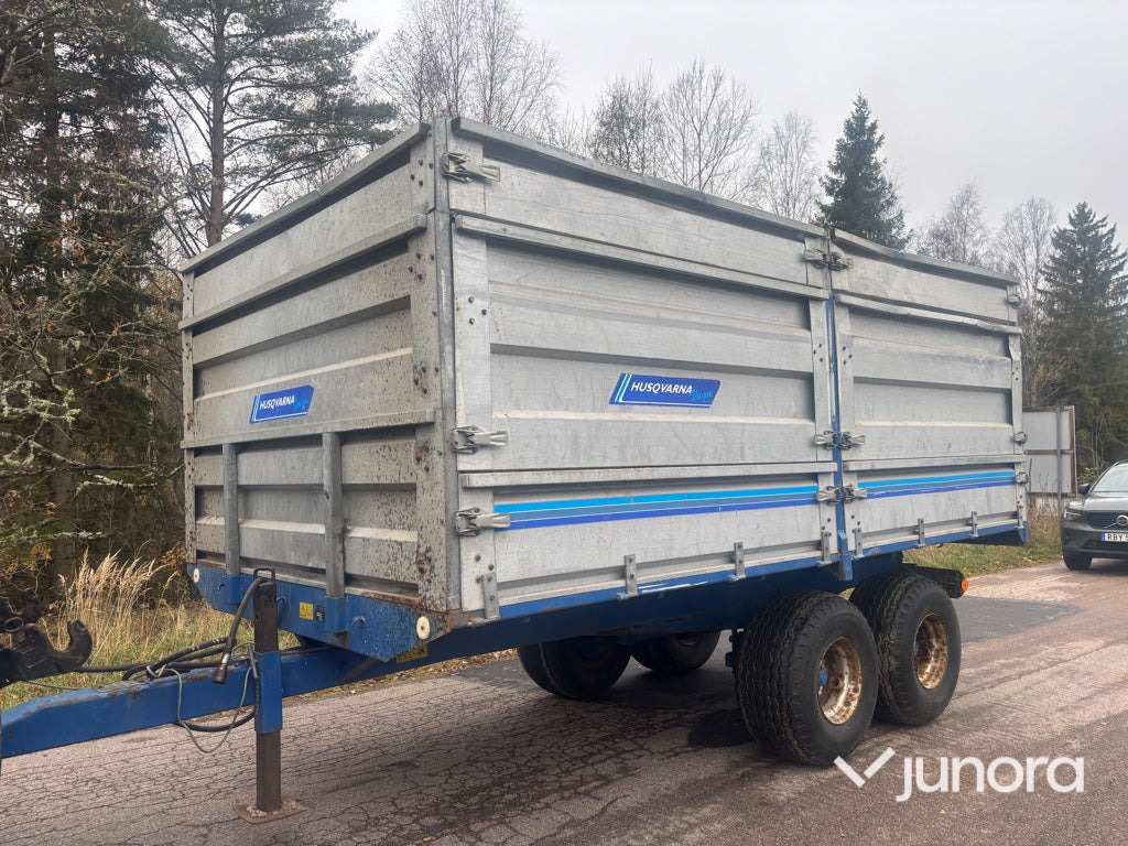 Spannmålsvagn - Husqvarna Vagn - Rimorkio bujqësore vetëshkarkuese/ Shkarkues: foto 1 Spannmålsvagn - Husqvarna Vagn - Rimorkio bujqësore vetëshkarkuese/ Shkarkues: foto 1