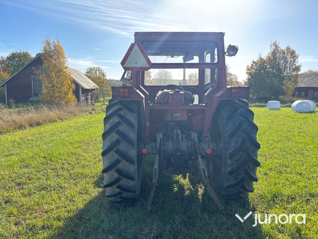 Traktor - Massey Ferguson 185S med lastare - Traktor: foto 4 Traktor - Massey Ferguson 185S med lastare - Traktor: foto 4