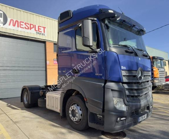 Mercedes Actros 1845 LS - Gjysmë-kamion: foto 2 Mercedes Actros 1845 LS - Gjysmë-kamion: foto 2