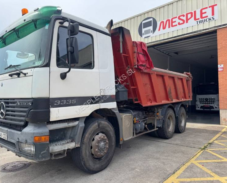 Mercedes Actros 3335 - Kamion vetëshkarkues, Shkarkues: foto 1 Mercedes Actros 3335 - Kamion vetëshkarkues, Shkarkues: foto 1