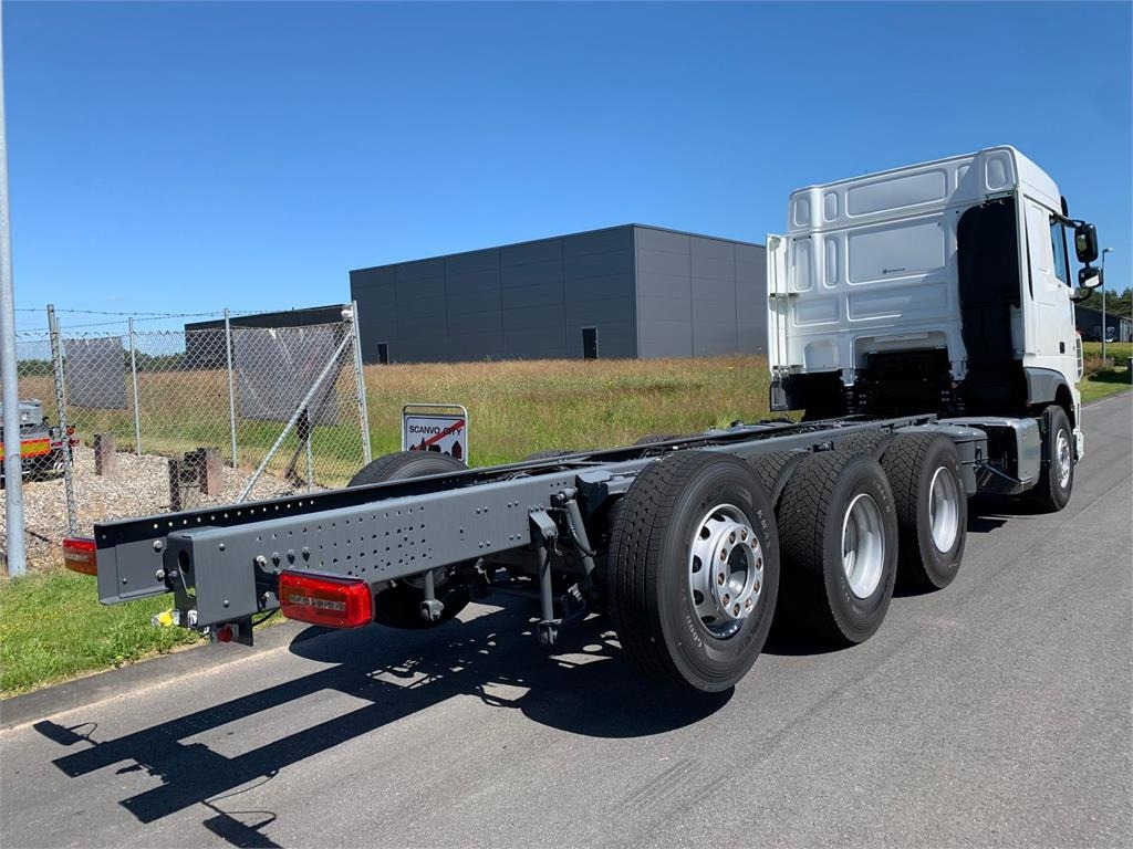 DAF XF 430 FAW 8x4*4 Tridem - Fadromë ngarkuese: foto 3 DAF XF 430 FAW 8x4*4 Tridem - Fadromë ngarkuese: foto 3