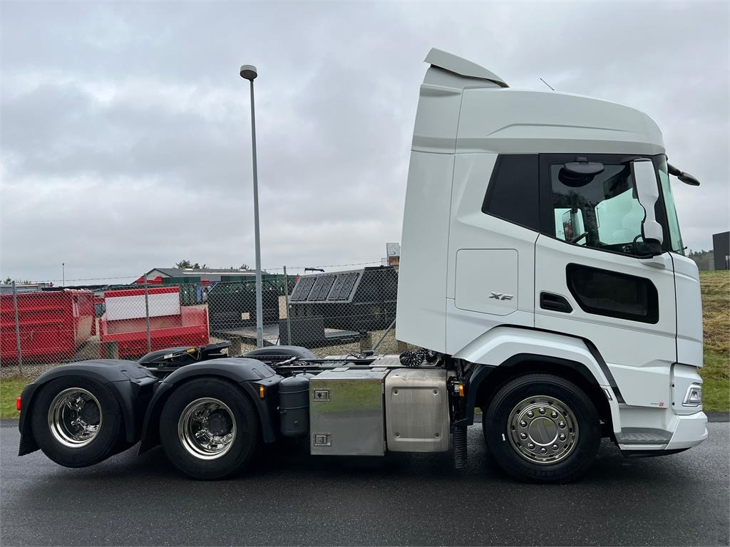 DAF XF530 FTS 6x2 - Gjysmë-kamion: foto 5 DAF XF530 FTS 6x2 - Gjysmë-kamion: foto 5