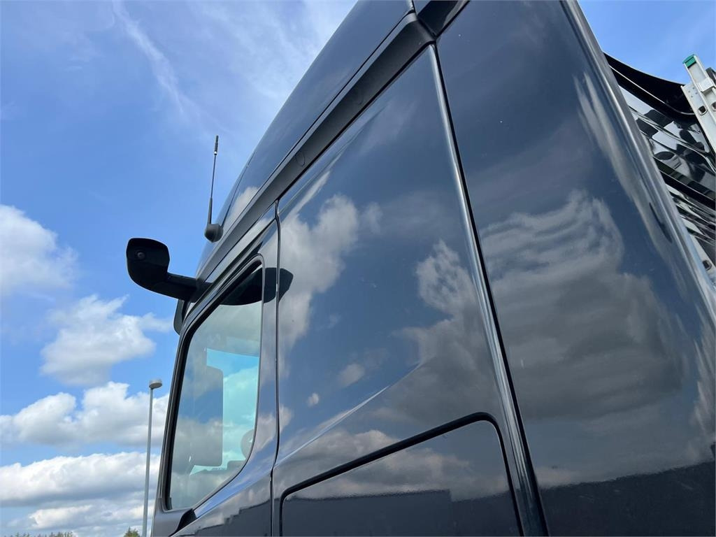 Mercedes-Benz Actros 2545 LS - Gjysmë-kamion: foto 2 Mercedes-Benz Actros 2545 LS - Gjysmë-kamion: foto 2