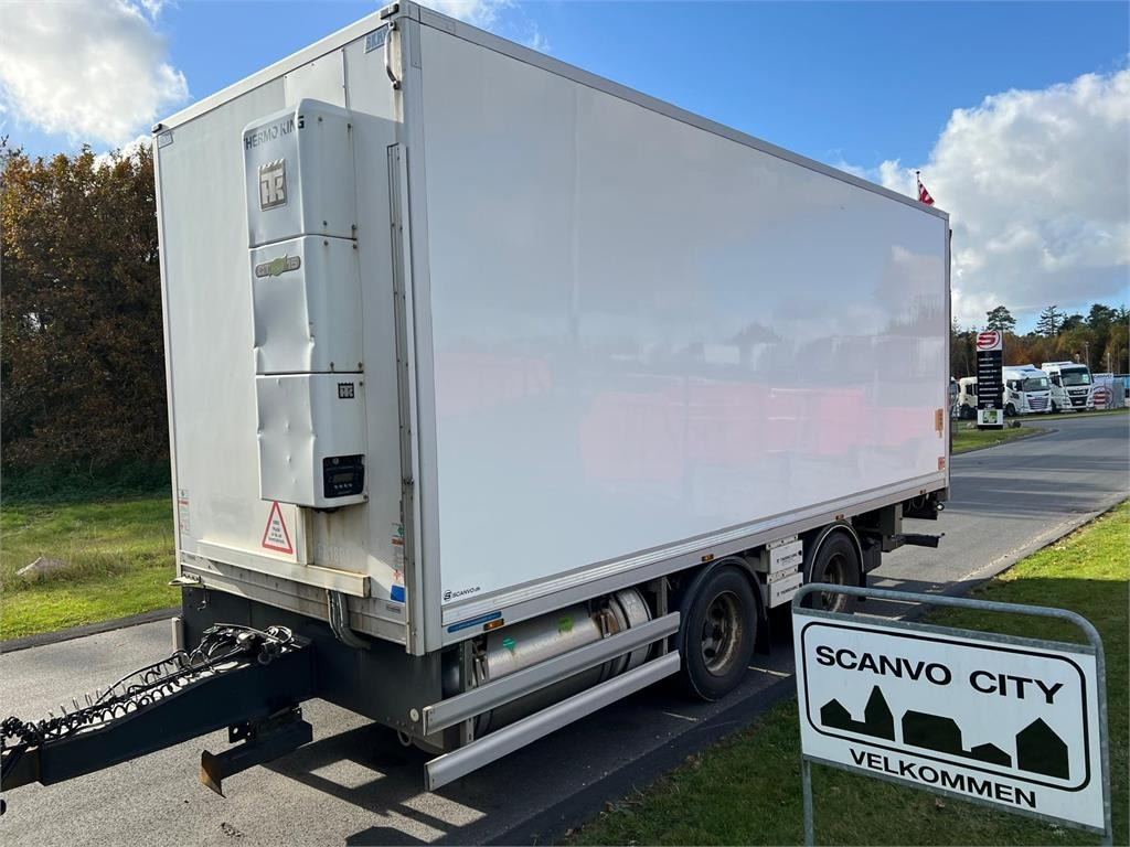 HFR 18 ton SKAB kasse + lift - Rimorkio frigorifer: foto 1 HFR 18 ton SKAB kasse + lift - Rimorkio frigorifer: foto 1