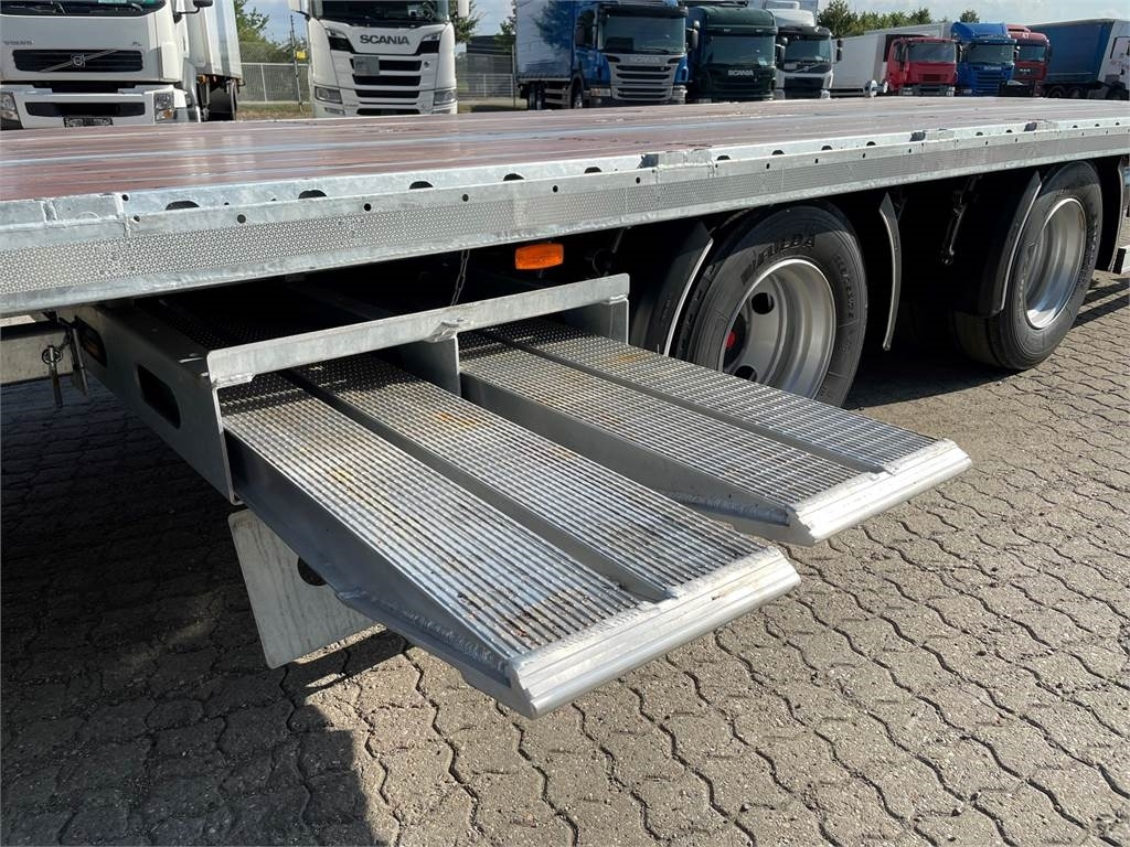Hangler TPS-H 160 - 2 akslet 16 ton - Rimorkio me plan ngarkimi të ulët: foto 5 Hangler TPS-H 160 - 2 akslet 16 ton - Rimorkio me plan ngarkimi të ulët: foto 5