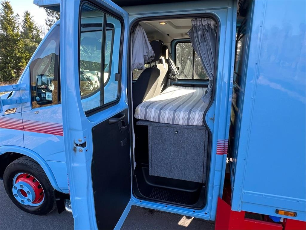 Iveco Daily 70C18 - dobbelt cab - Kamion vagonetë: foto 4 Iveco Daily 70C18 - dobbelt cab - Kamion vagonetë: foto 4