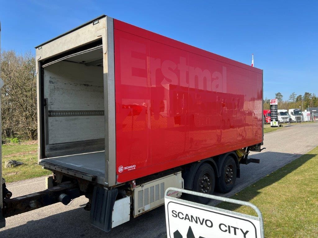 Krone ZZ-R 18 ton køle kasse - lift - Rimorkio frigorifer: foto 3 Krone ZZ-R 18 ton køle kasse - lift - Rimorkio frigorifer: foto 3
