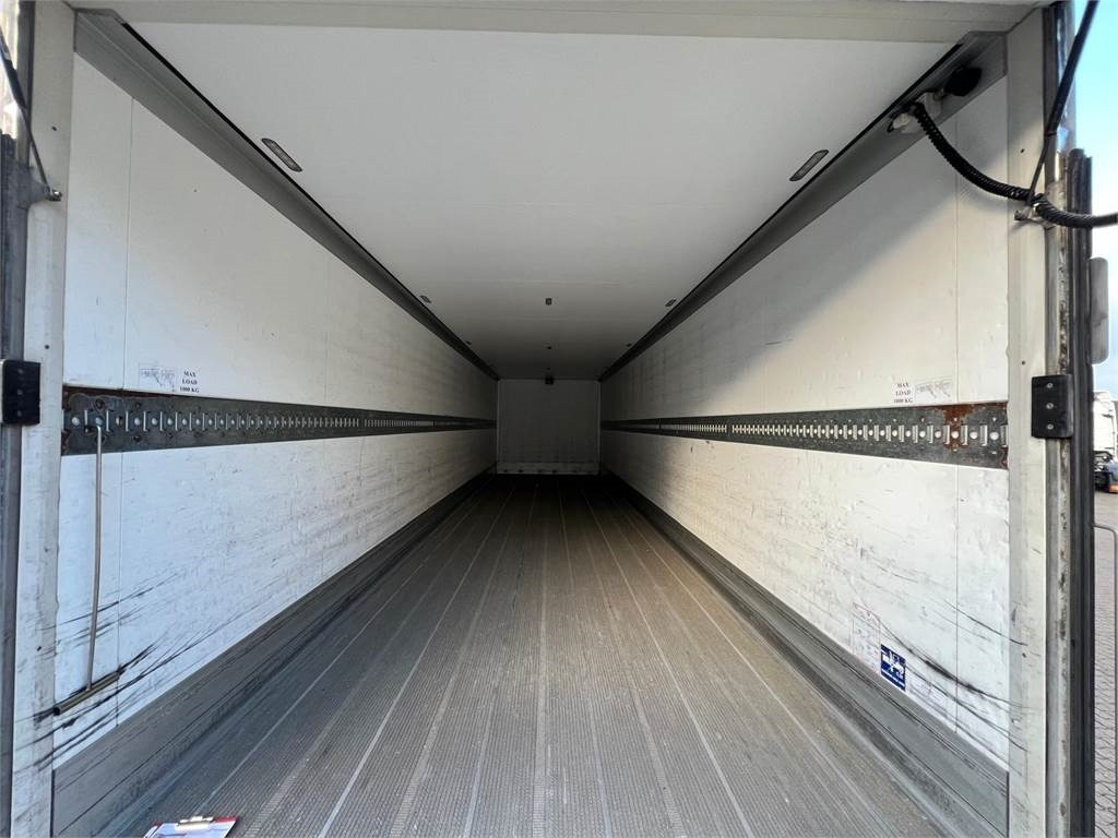 Mercedes-Benz Antos 2533 L - Kamion vagonetë: foto 5 Mercedes-Benz Antos 2533 L - Kamion vagonetë: foto 5