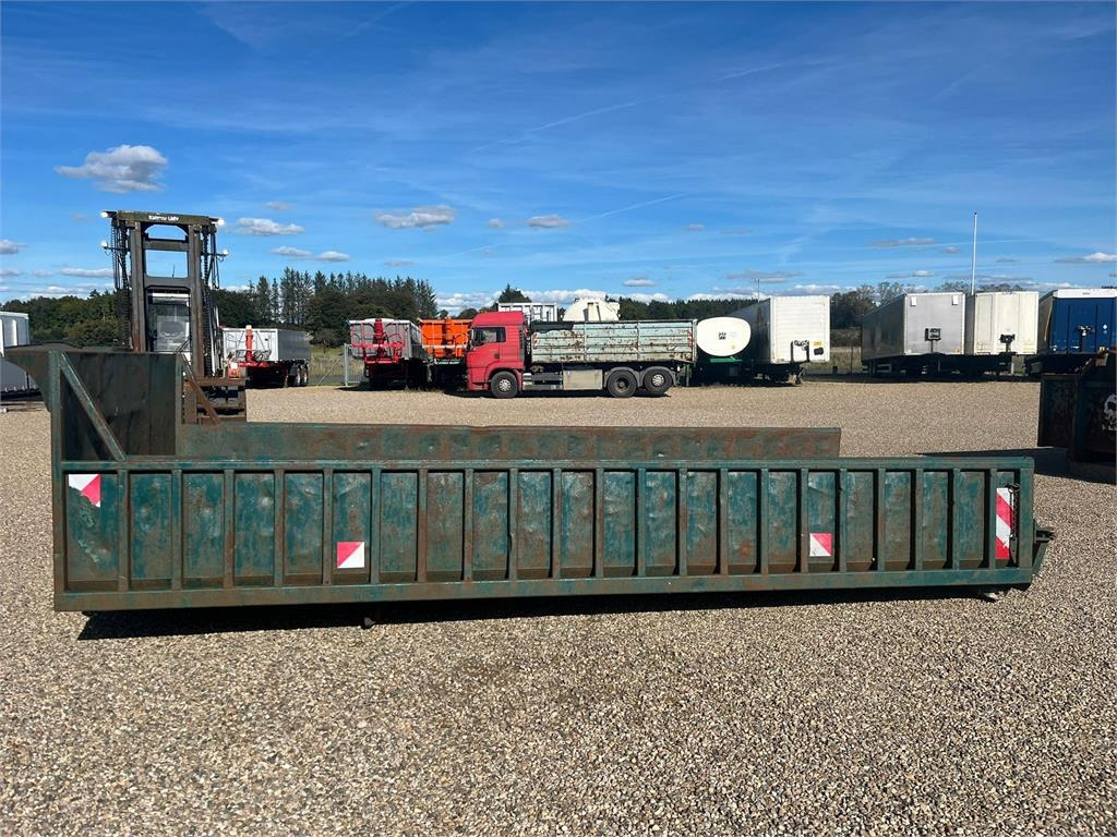 S5510 - Karroceri e hapur: foto 2 S5510 - Karroceri e hapur: foto 2