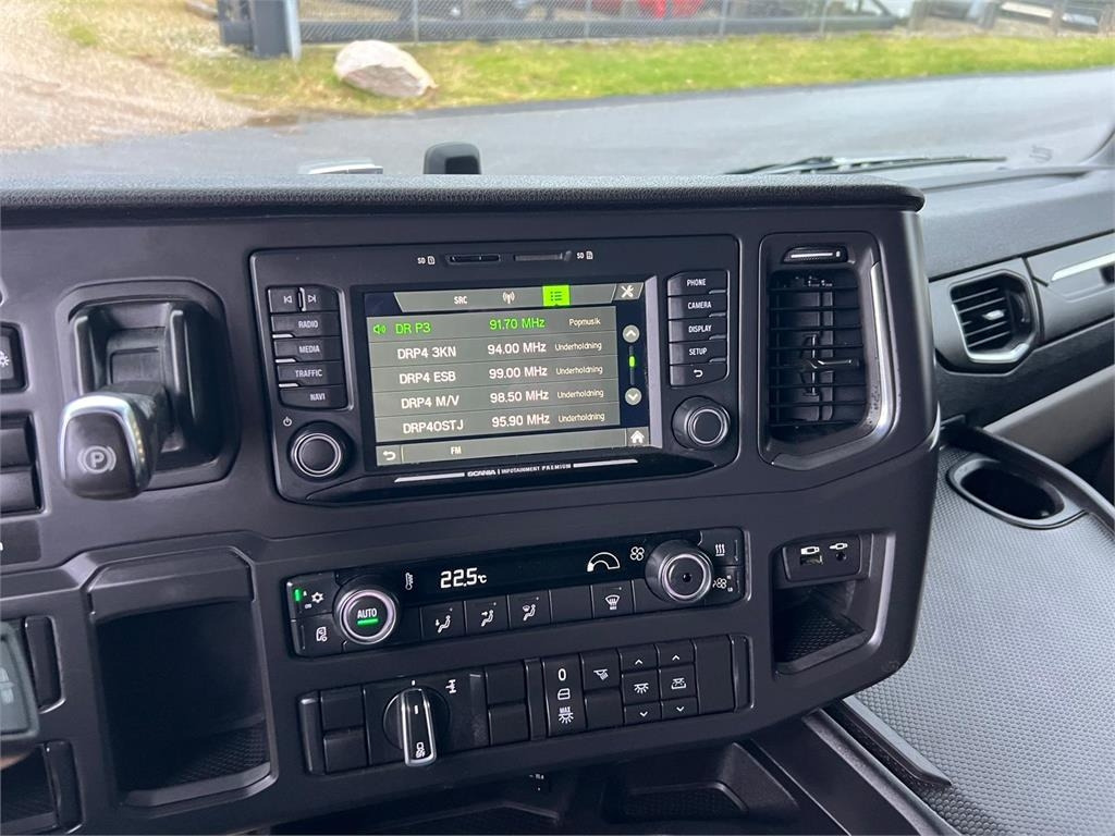 Scania P280 B 4x2 NB - Kamion me tendë: foto 5 Scania P280 B 4x2 NB - Kamion me tendë: foto 5