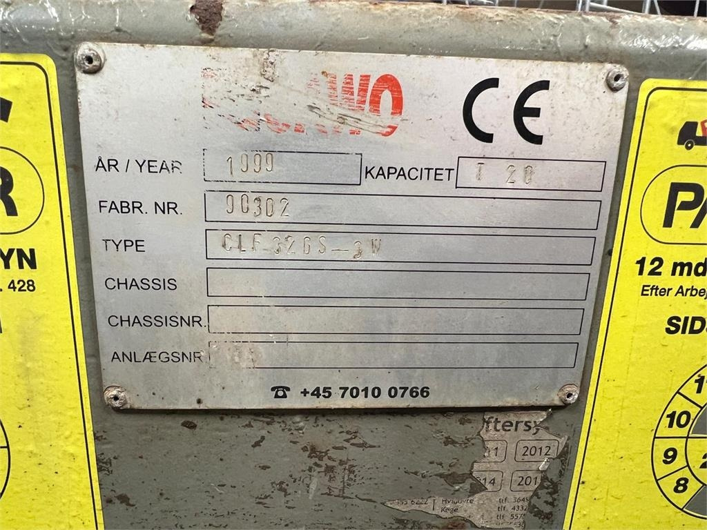 Volvo FH12-420 - Fadromë ngarkuese: foto 5 Volvo FH12-420 - Fadromë ngarkuese: foto 5