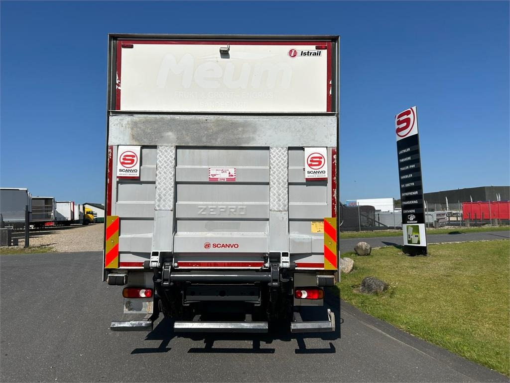 Volvo FL 280 (12 ton) Dobbelt compartment - Kamion frigorifer: foto 4 Volvo FL 280 (12 ton) Dobbelt compartment - Kamion frigorifer: foto 4
