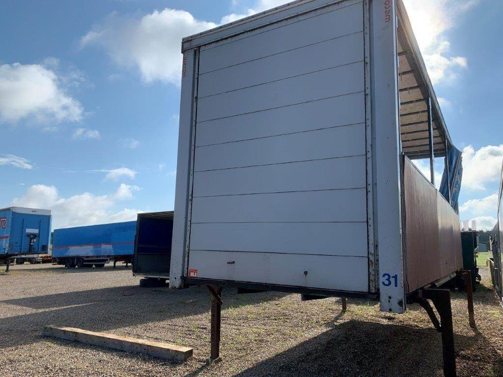 Wecon WPR 782 NVSGA 7820 mm gardin veksellad + hæve tag - Karroceri e ndërrueshme me perde anësore: foto 5 Wecon WPR 782 NVSGA 7820 mm gardin veksellad + hæve tag - Karroceri e ndërrueshme me perde anësore: foto 5