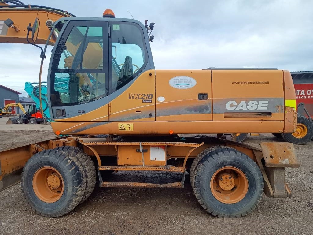 Case WX210 PYÖRITTÄJÄLLÄ - Ekskavator me goma: foto 2 Case WX210 PYÖRITTÄJÄLLÄ - Ekskavator me goma: foto 2