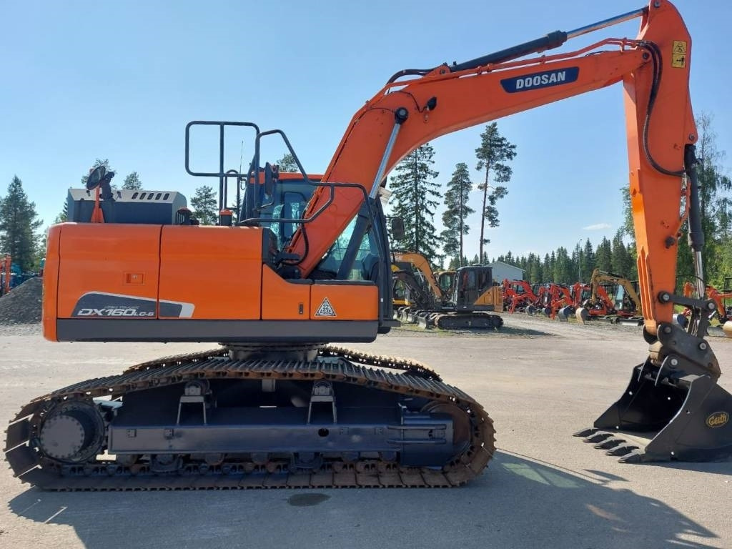 Doosan DX160LCH-5 METSÄALUSTA - Ekskavator me zinxhirë: foto 5 Doosan DX160LCH-5 METSÄALUSTA - Ekskavator me zinxhirë: foto 5