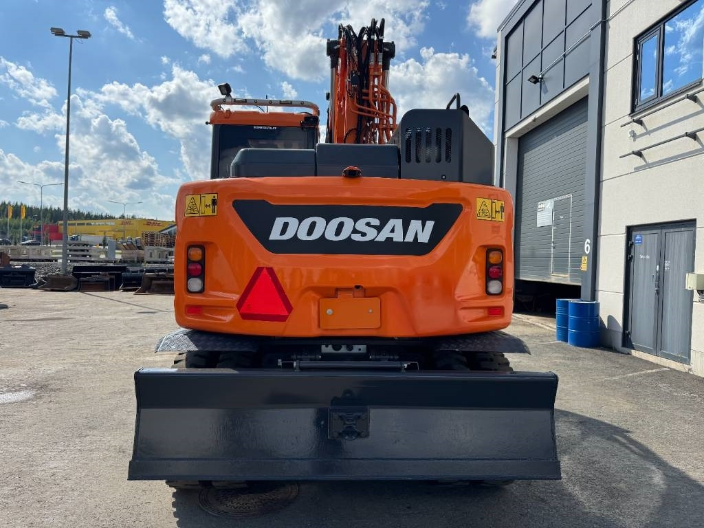 Doosan DX165W-5 PYÖRITTÄJÄLLÄ - Ekskavator me goma: foto 4 Doosan DX165W-5 PYÖRITTÄJÄLLÄ - Ekskavator me goma: foto 4