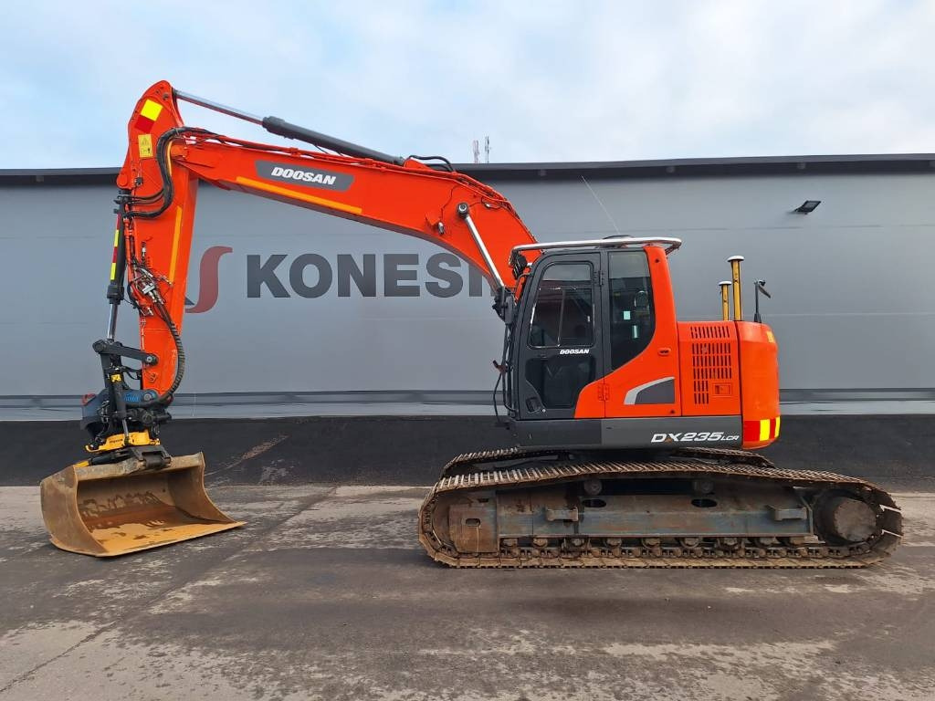 Doosan DX235LCR ENGCON, 3D-LAITTEET  - Ekskavator me zinxhirë: foto 1 Doosan DX235LCR ENGCON, 3D-LAITTEET  - Ekskavator me zinxhirë: foto 1